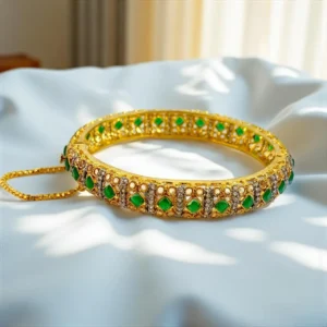 ADORABLE BANGLE