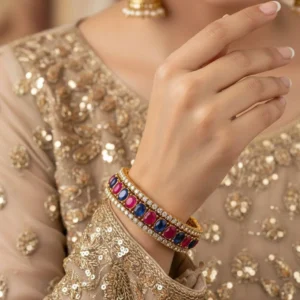 CIRCULAR STONE BANGLE