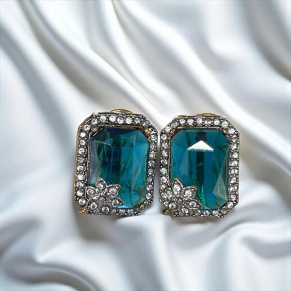 OCEAN EAR STUDS