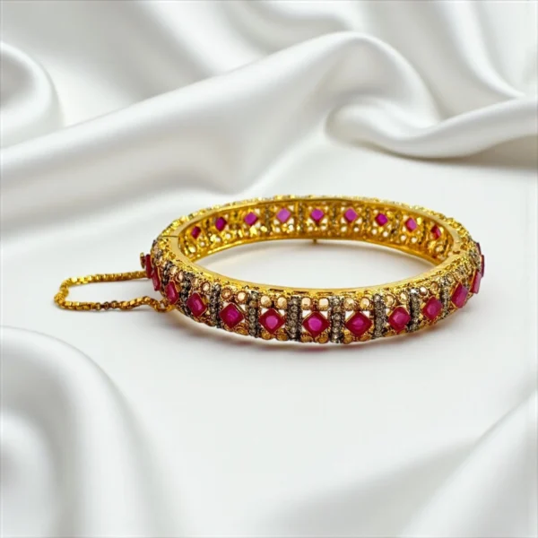 PINKU GLAM BANGLE