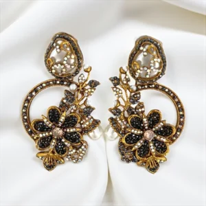 SHIMMER BLACK EARRINGS
