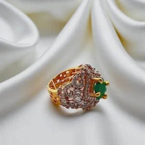 SQUARA GREEN RING