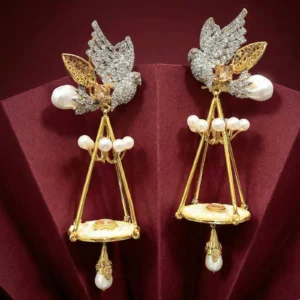 CAGE CHAMPAGNE EARRINGS (1)