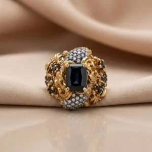 MAJESTIC BLACK RING